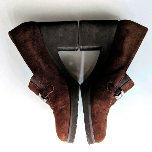 ANDRE ASSOUS Featherweights Pump Suede - Picture 3 of 11